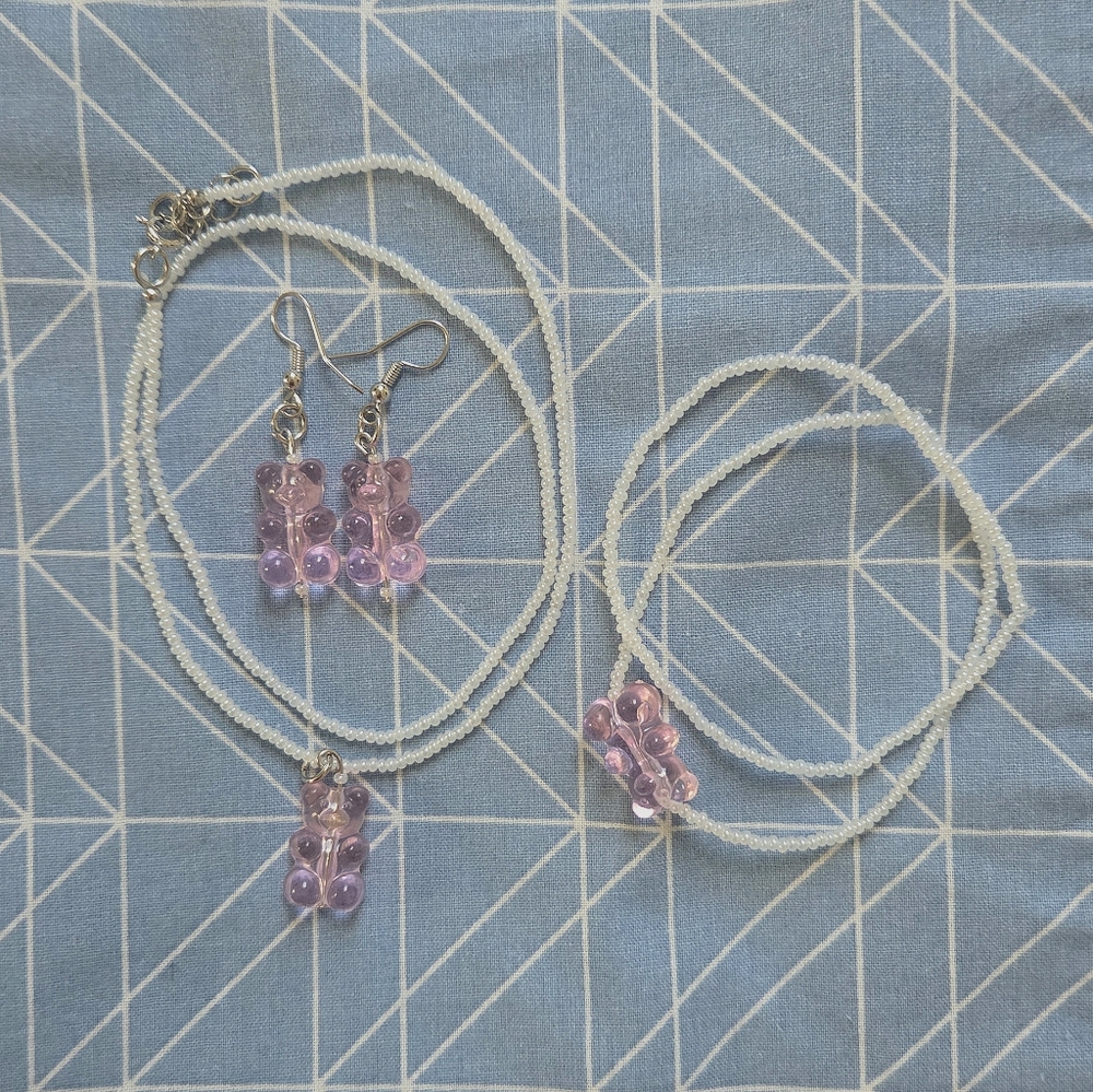 4Pc Pink Gummy Bear Beaded Jewelry Set